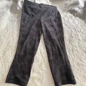 Lululemon Camo Cropped Leggings size 12